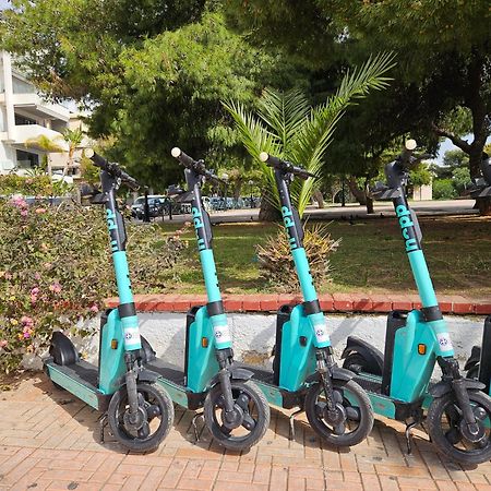 Vouliagmeni Garden Suite By Astir Beach Atene Esterno foto